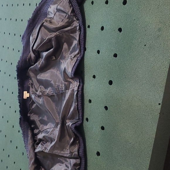 Blazer - Picture 3 of 3